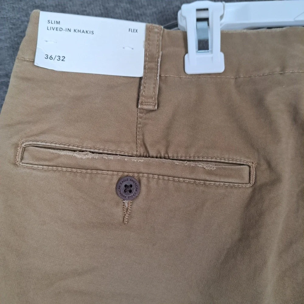Mens American Eagle 38x31 Slim Lived-In Khakis Pants Flex Beige Brown NWT